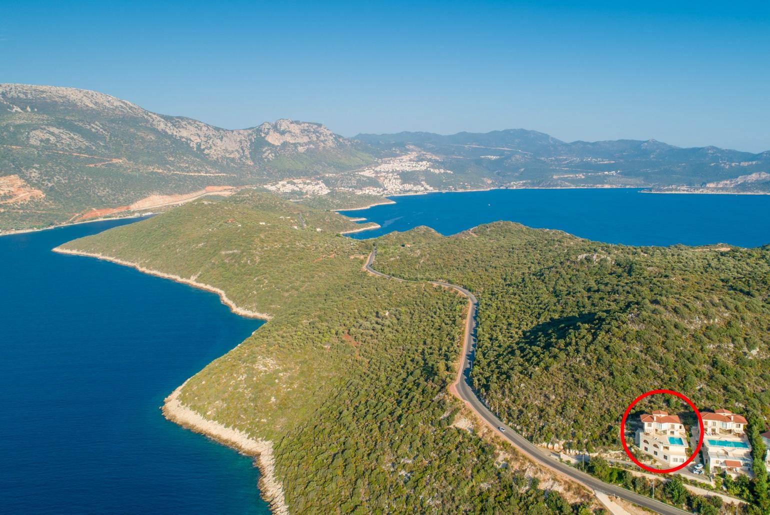 Aerial view showing location of Villa Lara