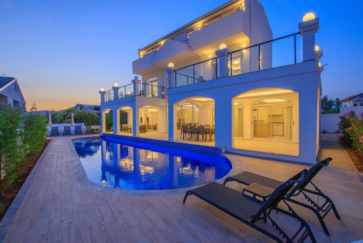 Beautiful villa with private pool and terrace