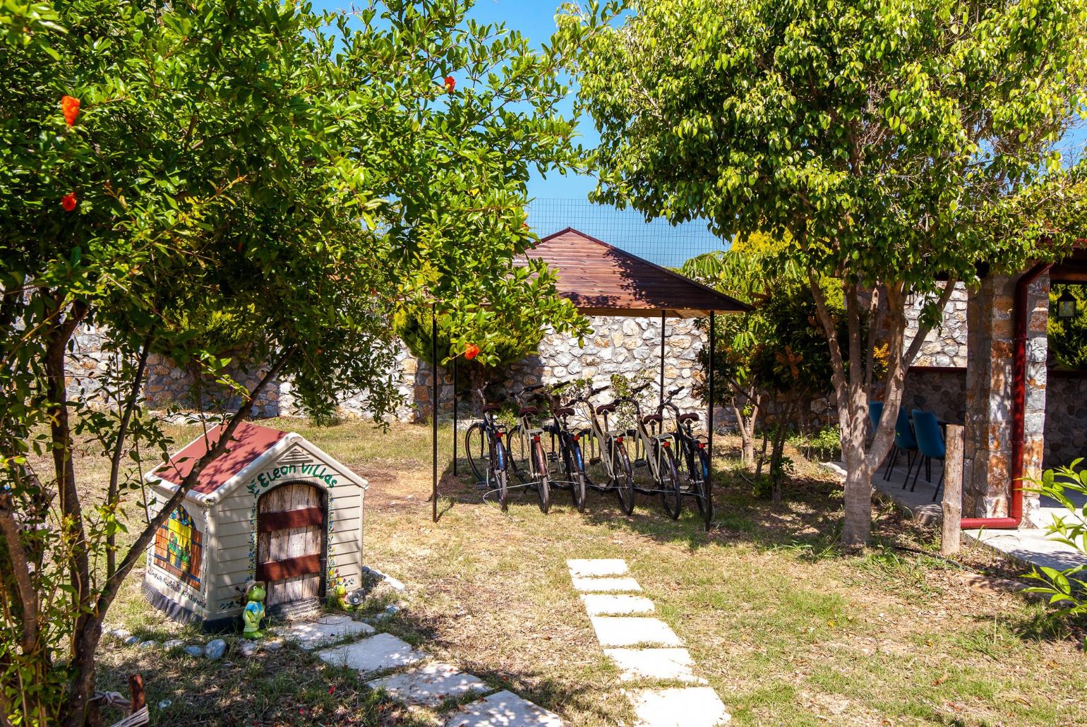 Garden area of Eleon Villas 