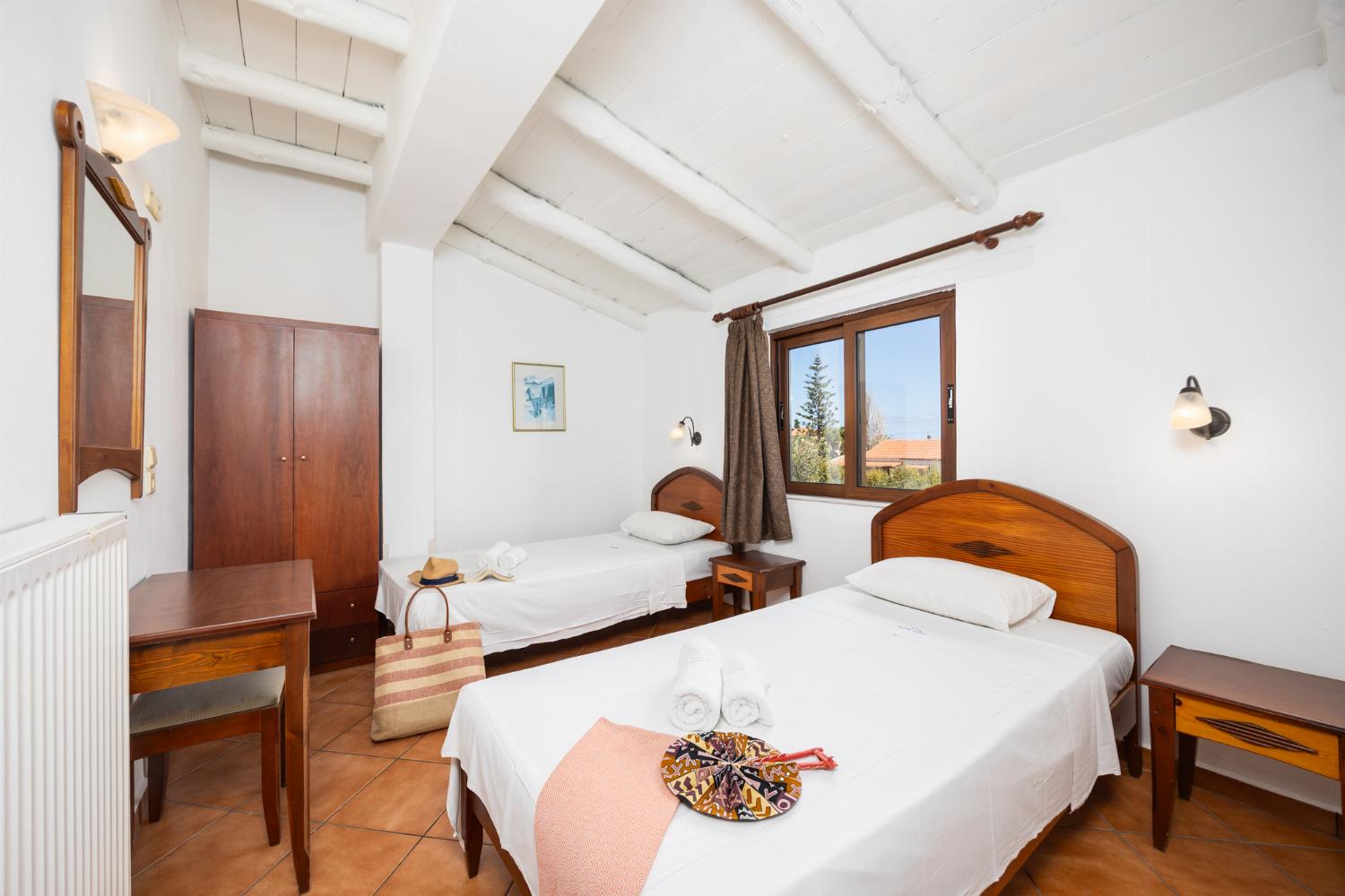 Twin bedroom with A/C