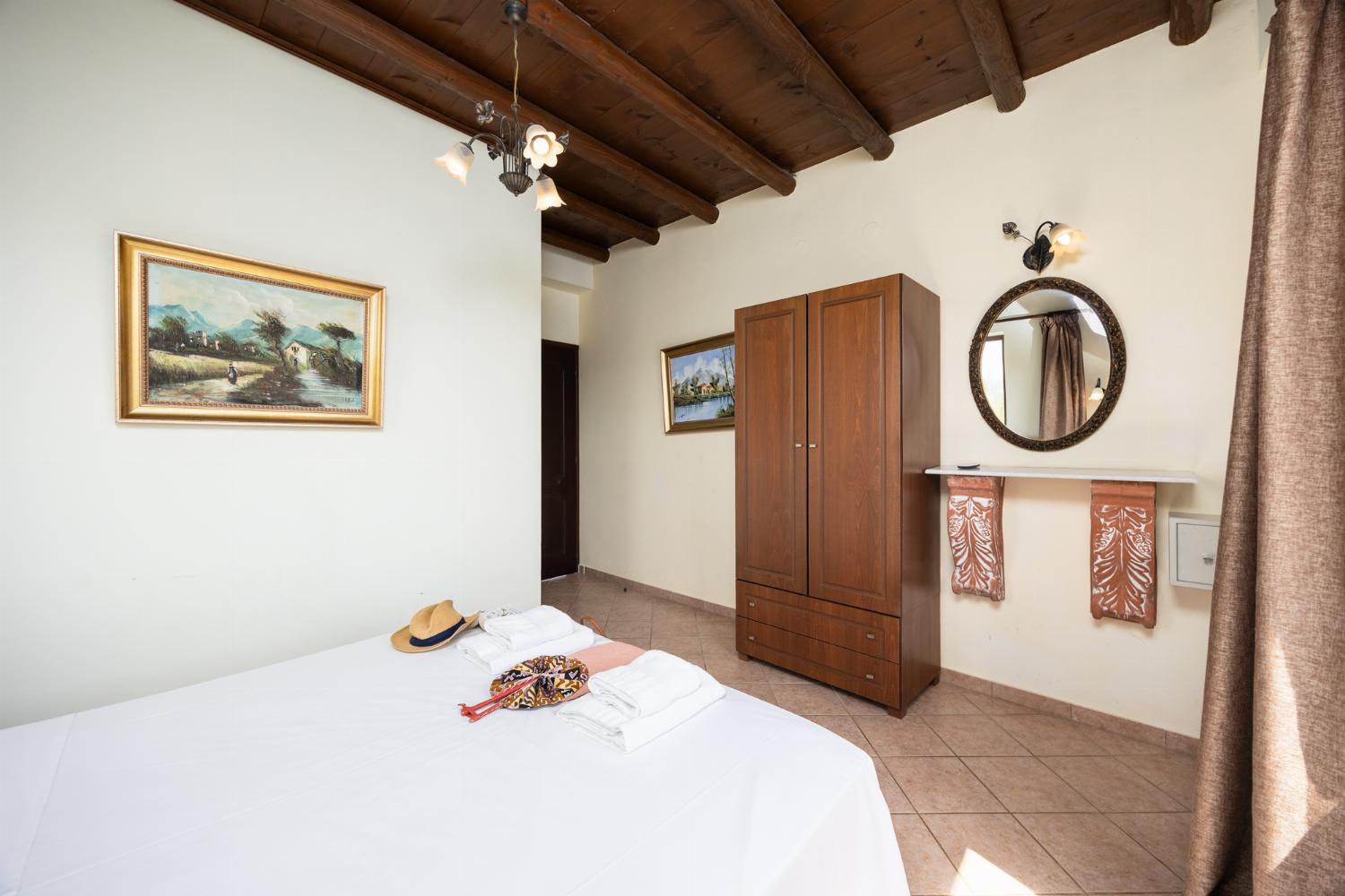 Double bedroom with en suite bathroom and A/C