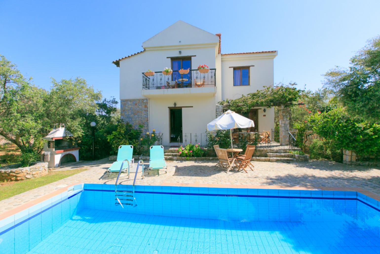 Private pool with terrace