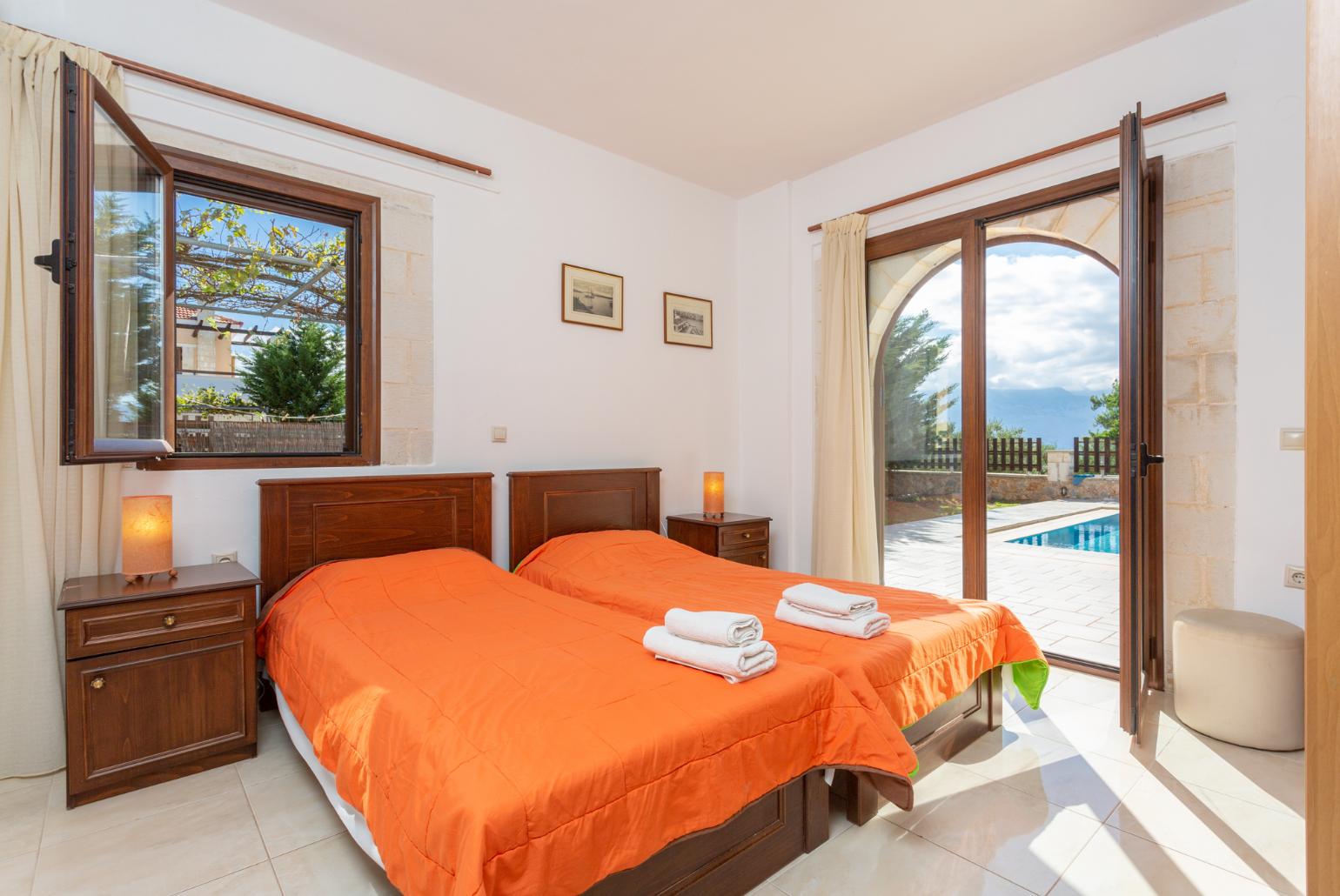 Twin bedroom with A/C and pool terrace access