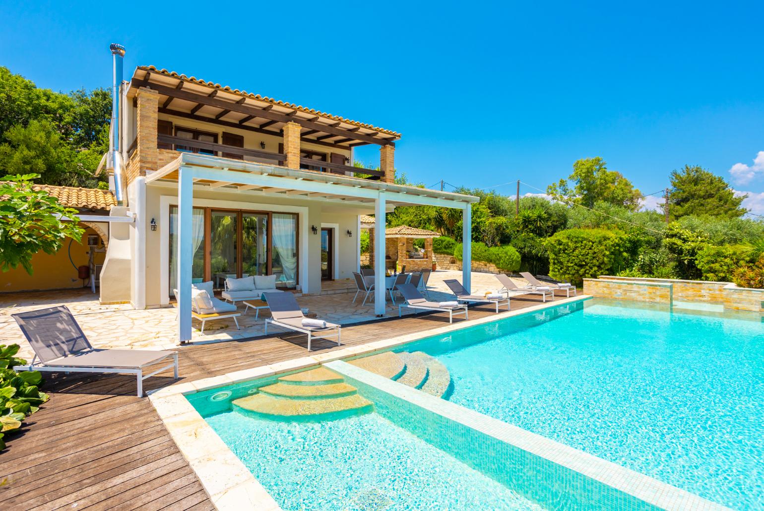 Beautiful villa with private pool and terrace with sea views