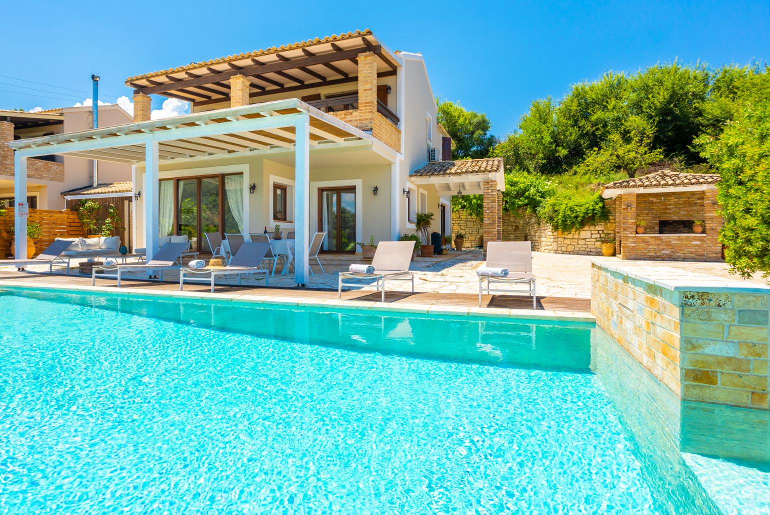 Beautiful villa with private pool and terrace with sea views