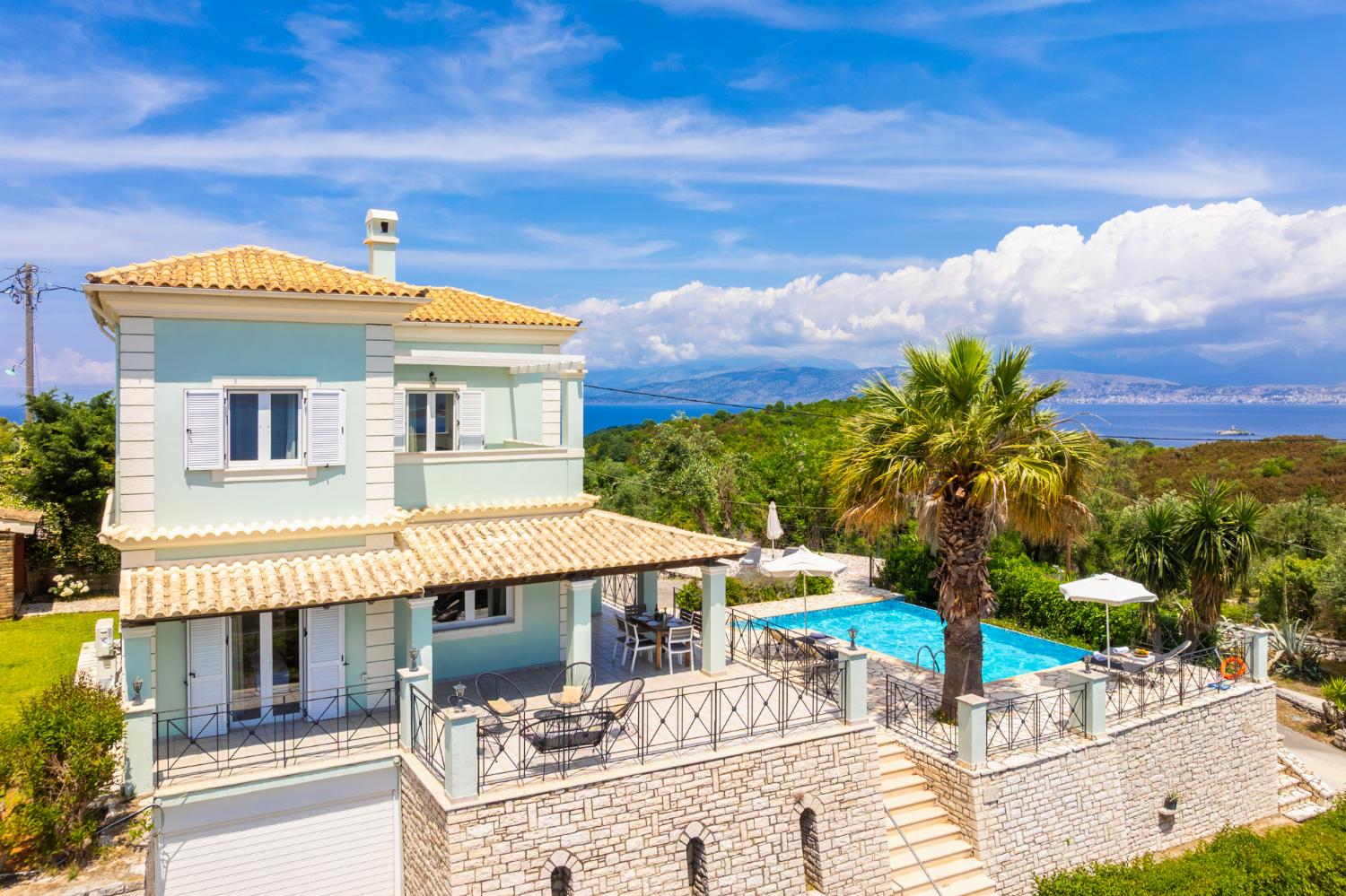 Beautiful villa with private pool and terrace with sea views