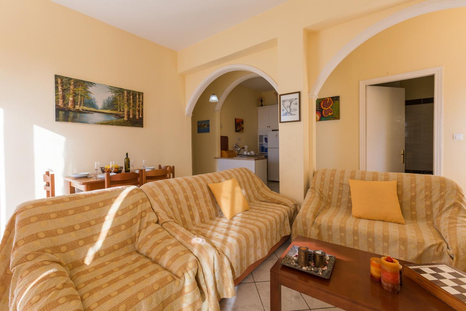 Open plan living room with WiFi, satellite TV and DVD player