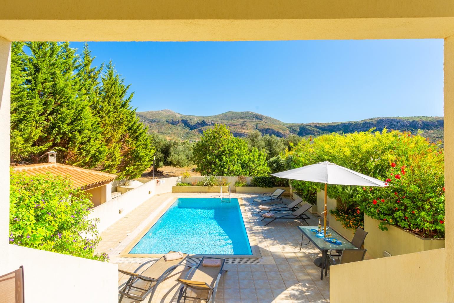 Private pool and terrace