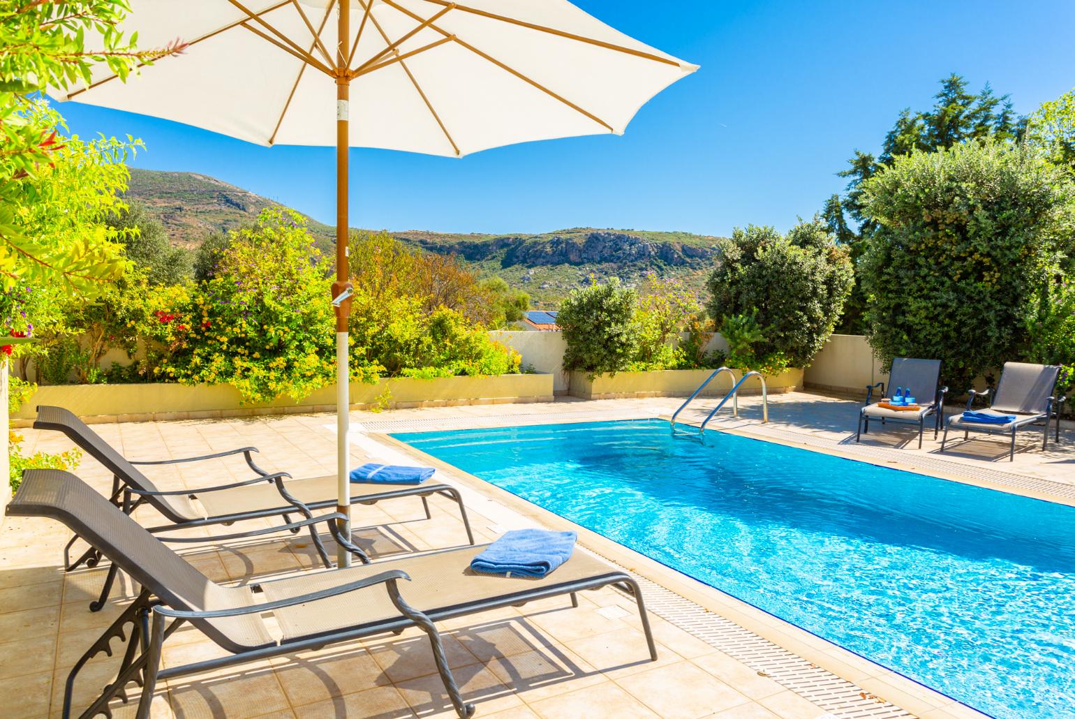 Private pool and terrace