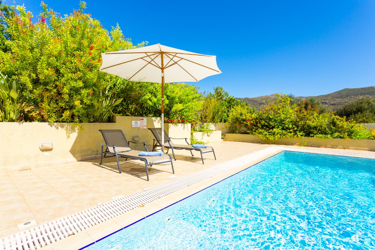 Private pool and terrace