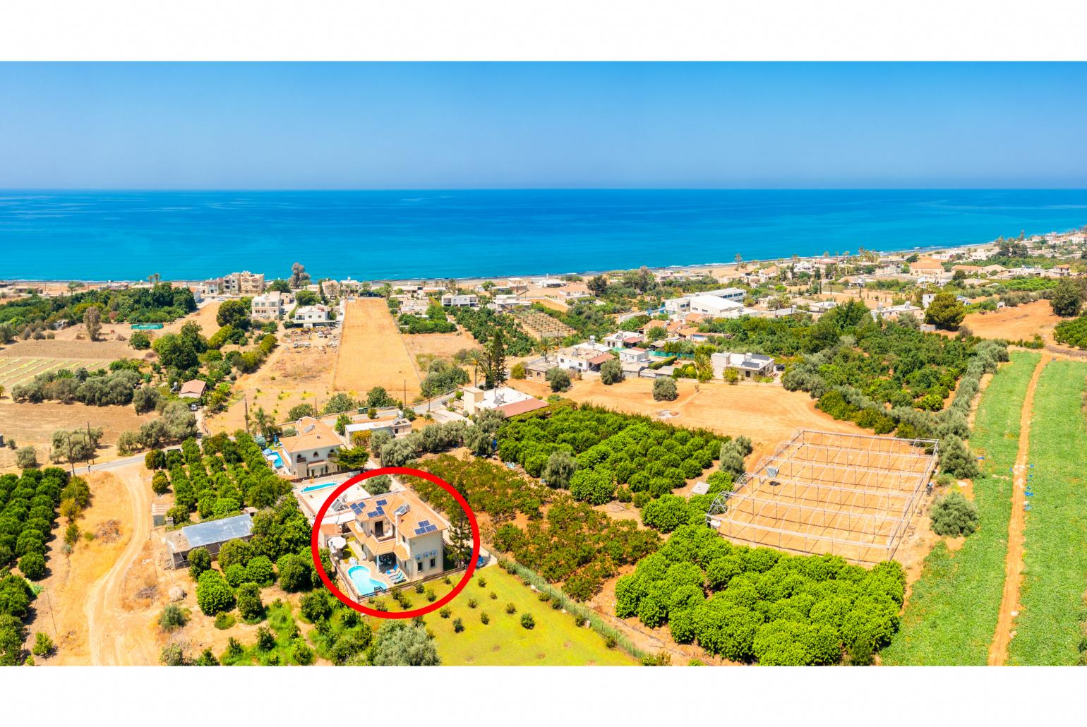 Aerial view showing location of Villa Olivetta