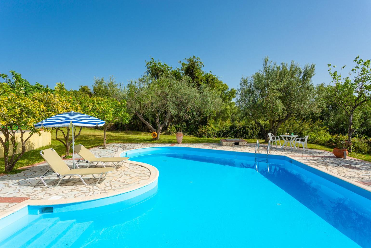 Private pool and terrace