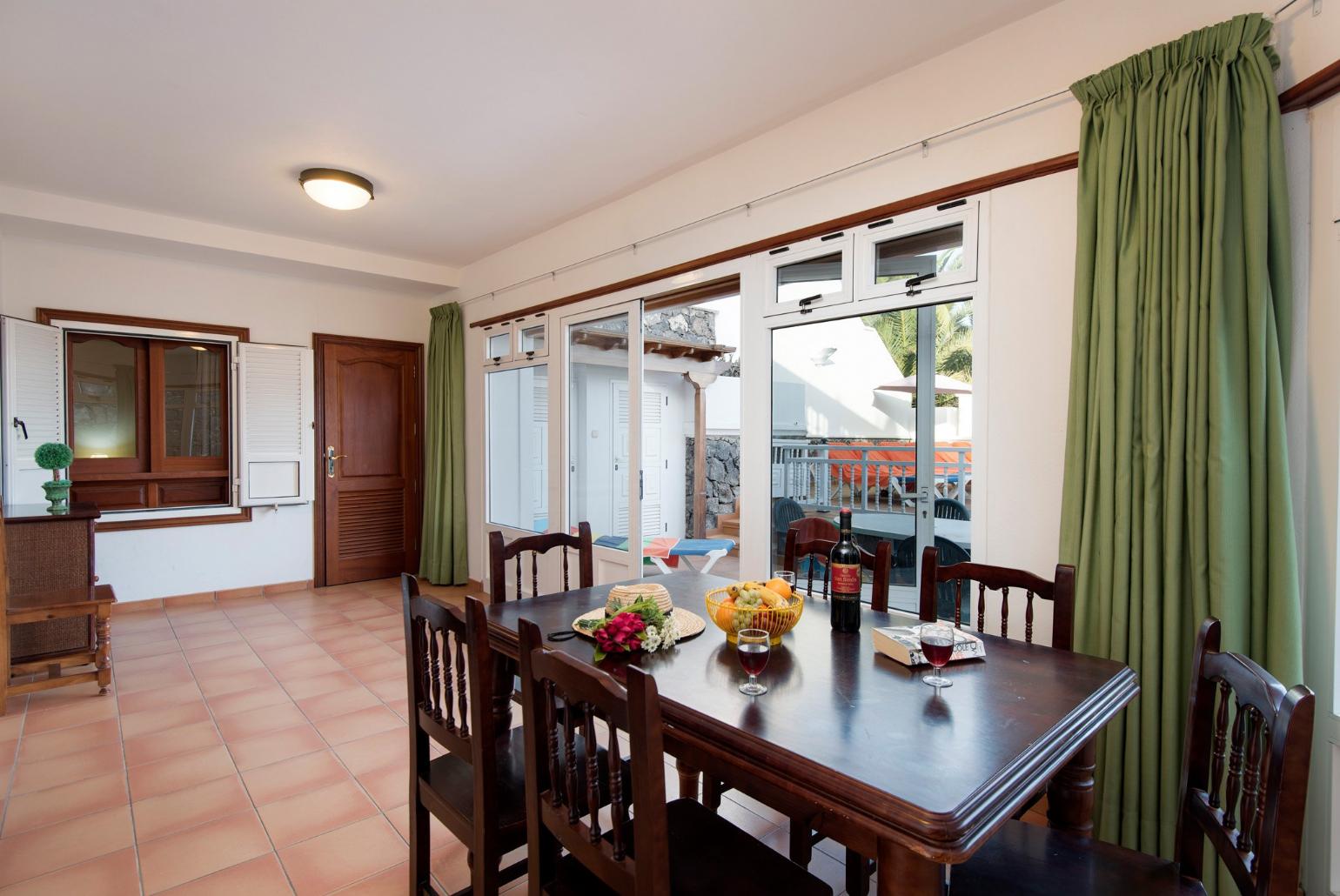 Dining area with terrace access