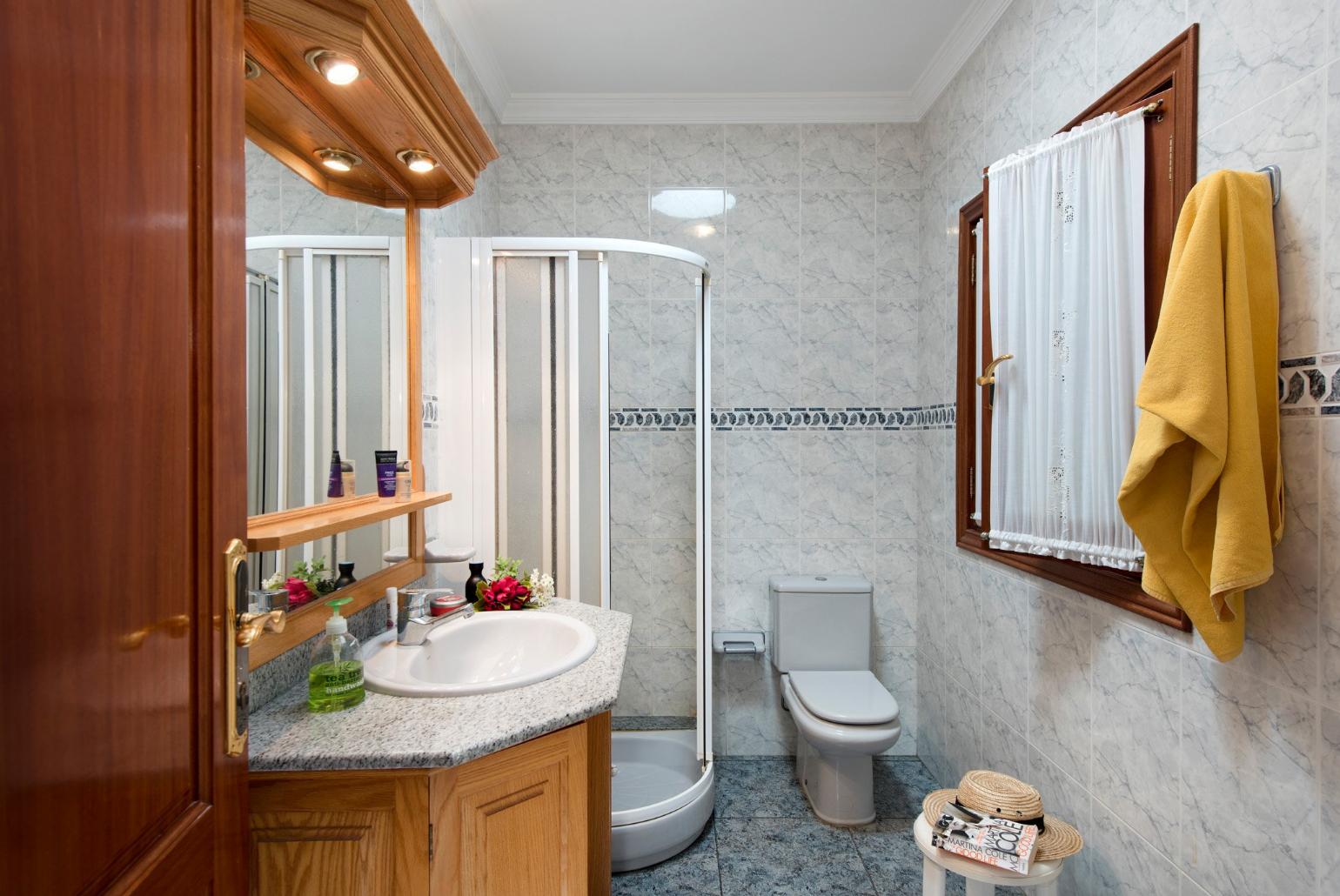 Upper ground bathroom with shower