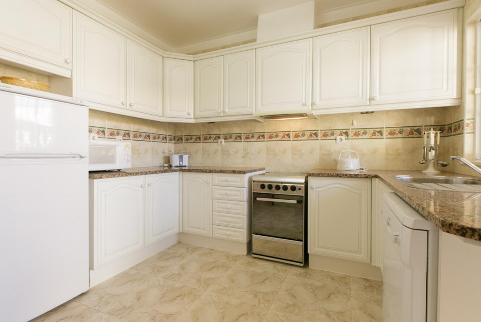 Fully equipped kitchen