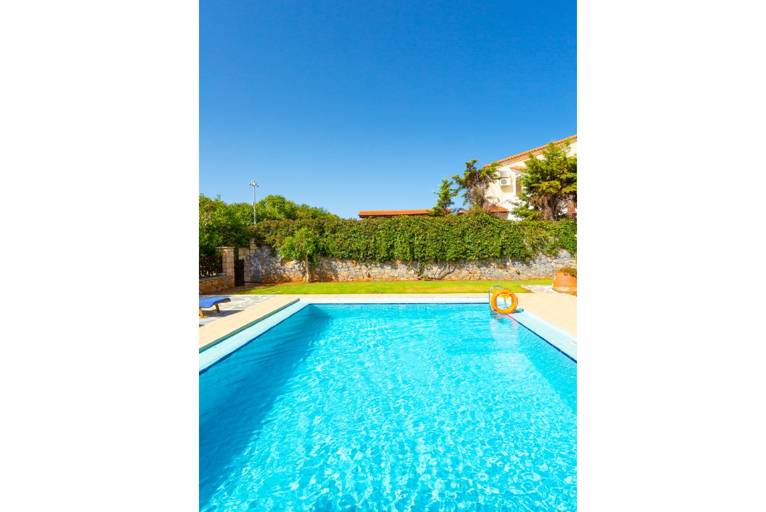 Private pool and terrace