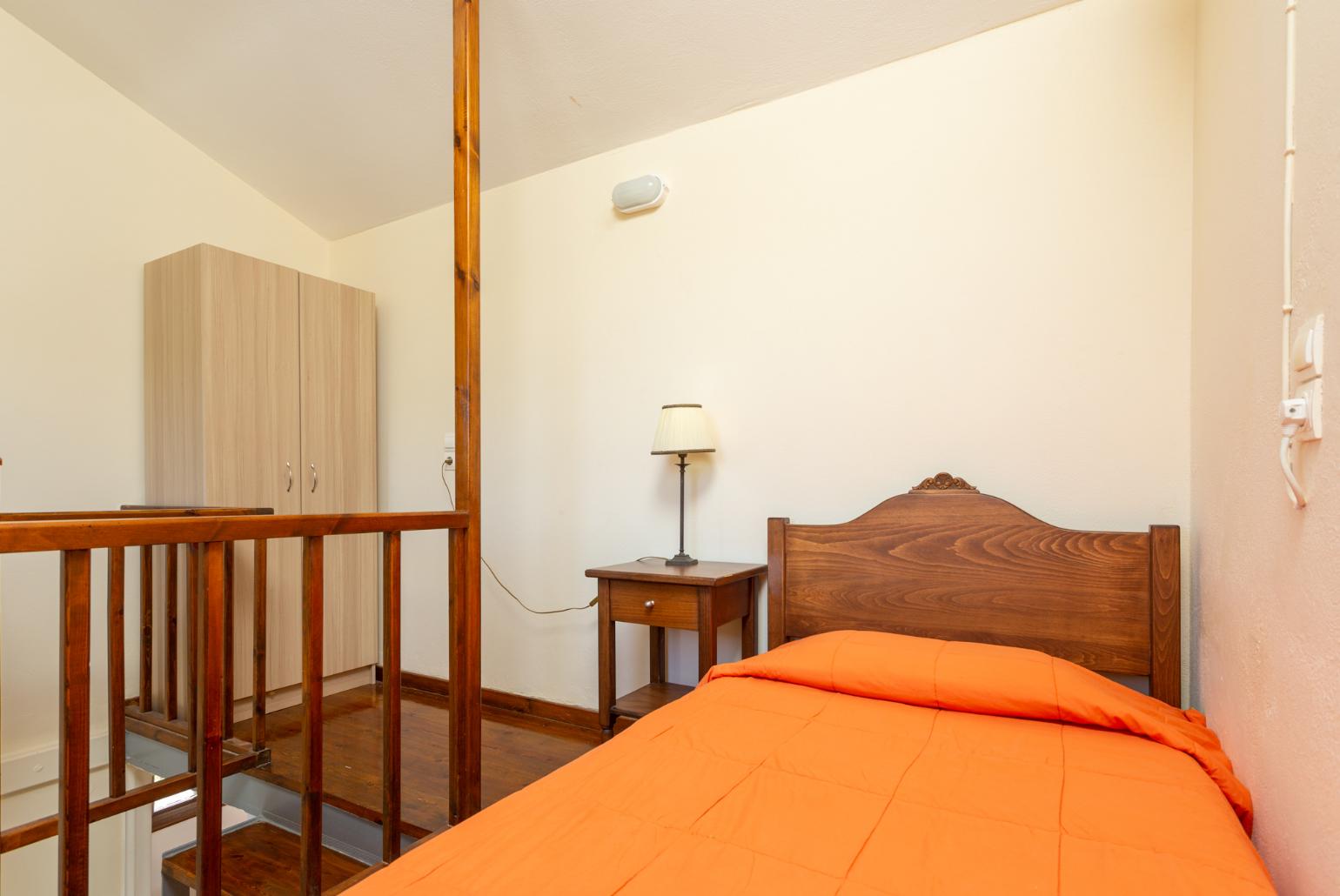 Single bedroom with A/C