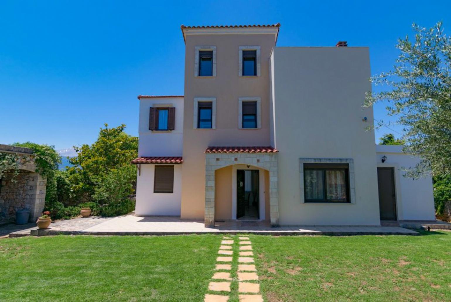 Entrance to villa