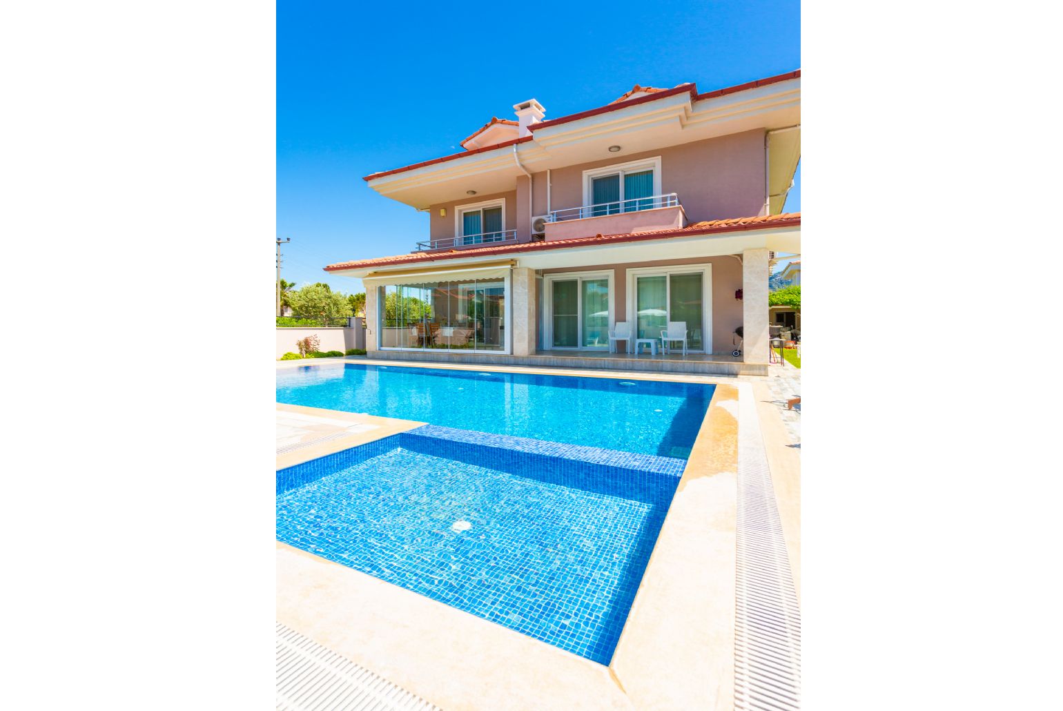 Beautiful villa with private pool and terrace