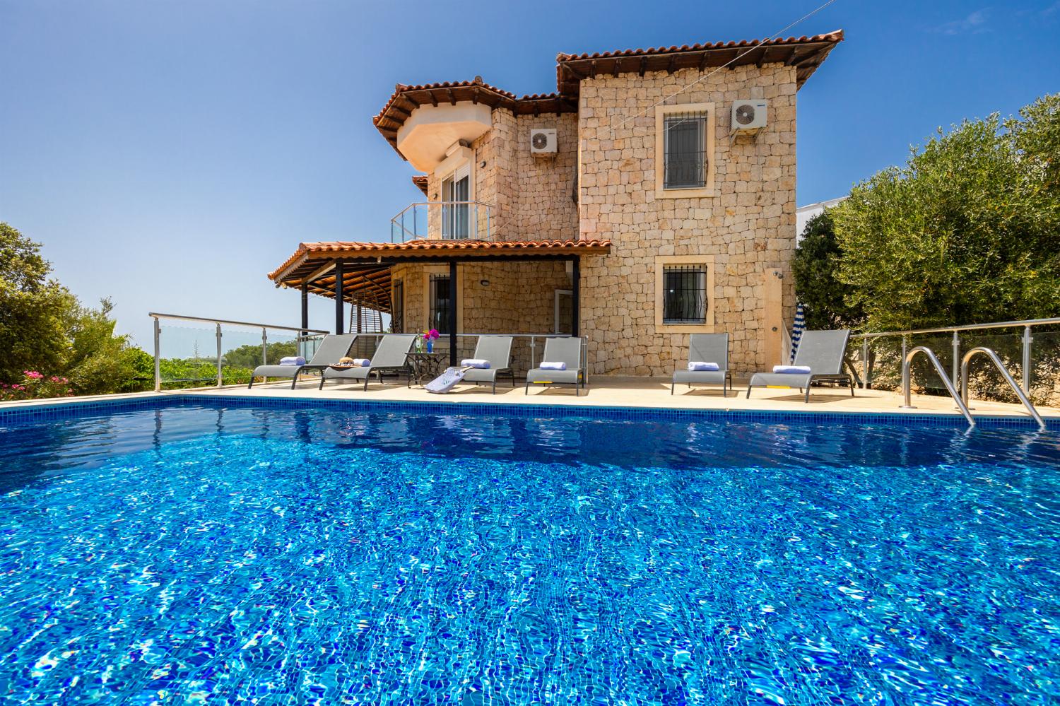 Beautiful villa with private pool and terrace with sea views