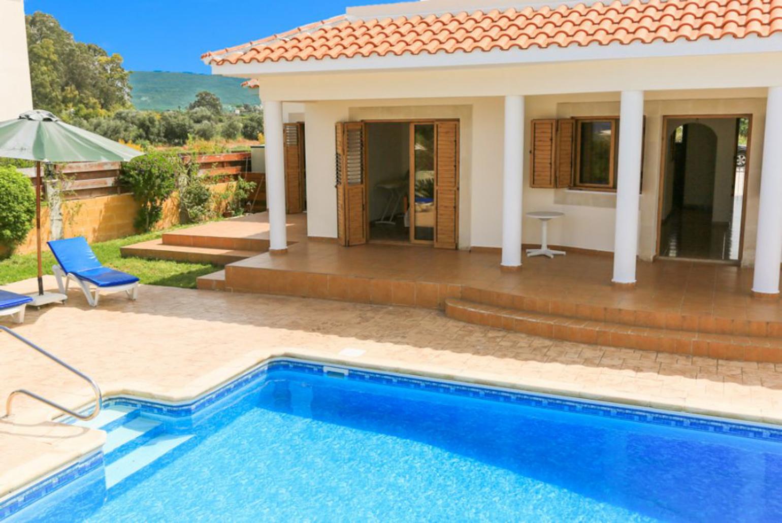 Beautiful villa with private pool and terrace with sea views