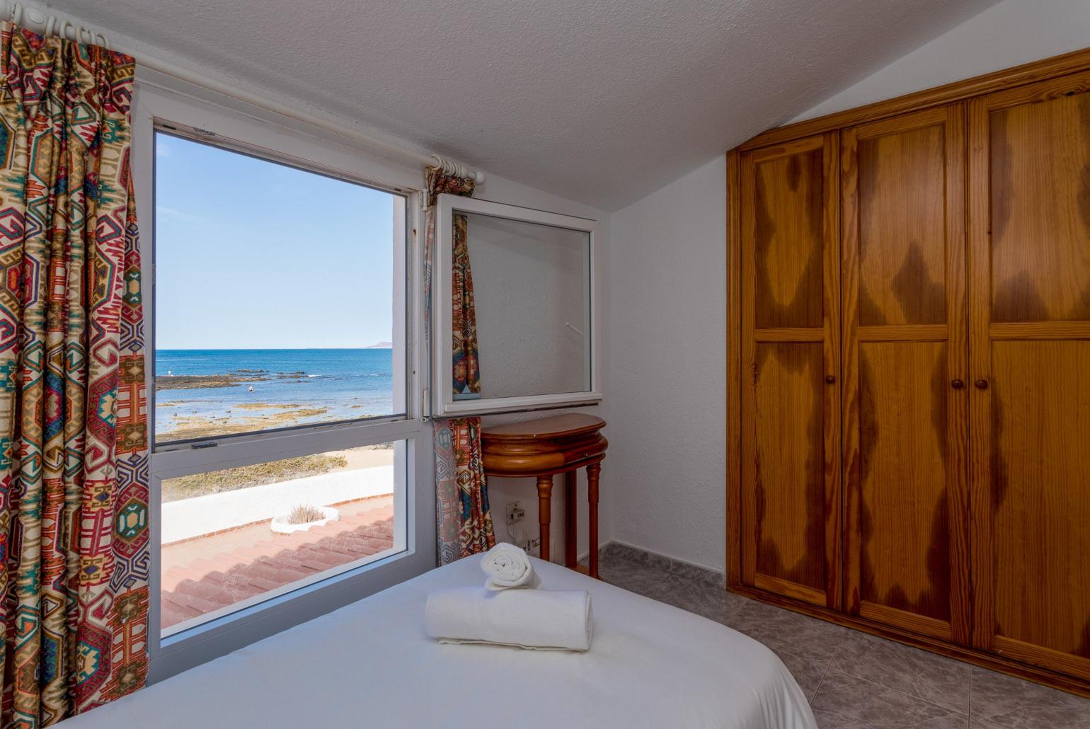 Twin bedroom with beautiful view
