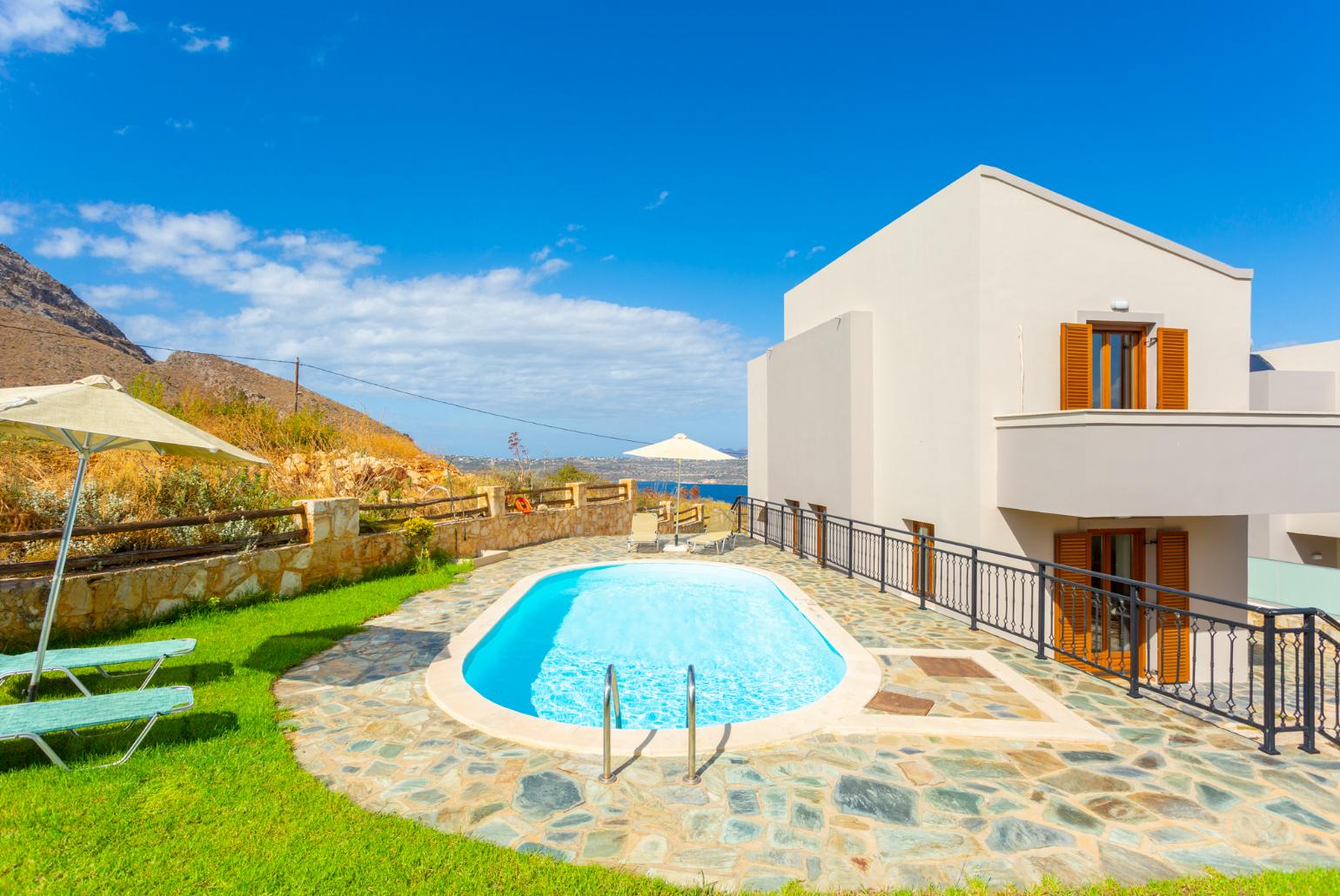 Beautiful villa with private pool and terrace with sea and mountain views