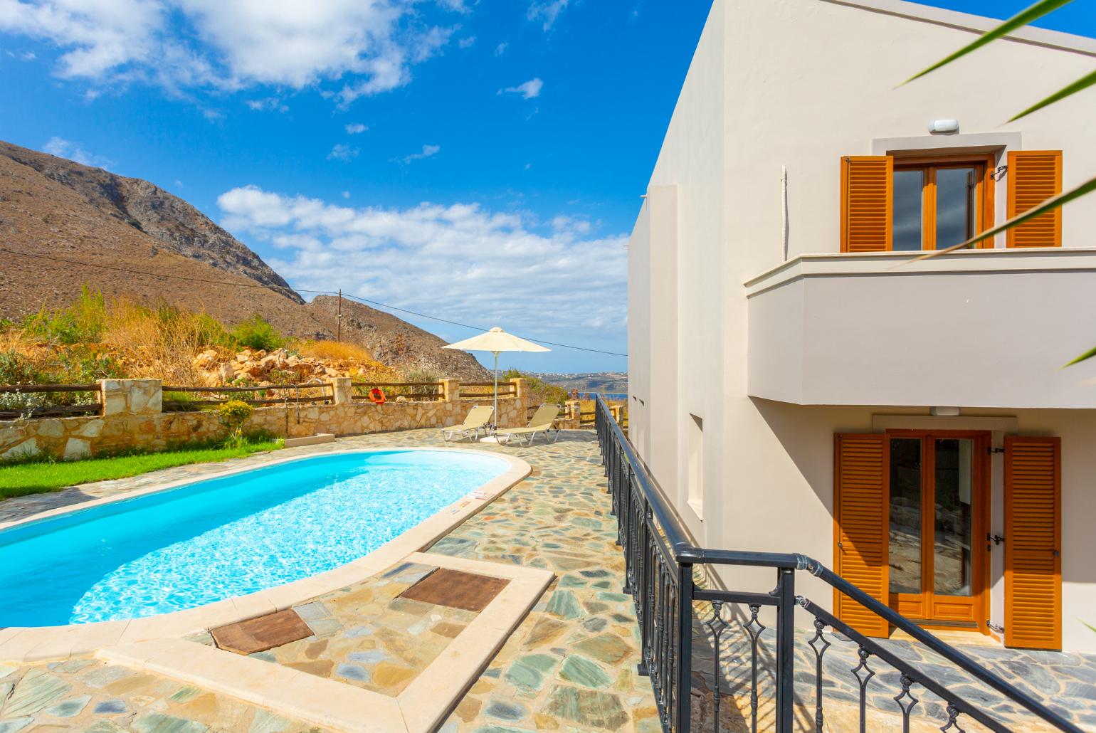 Beautiful villa with private pool and terrace with sea and mountain views