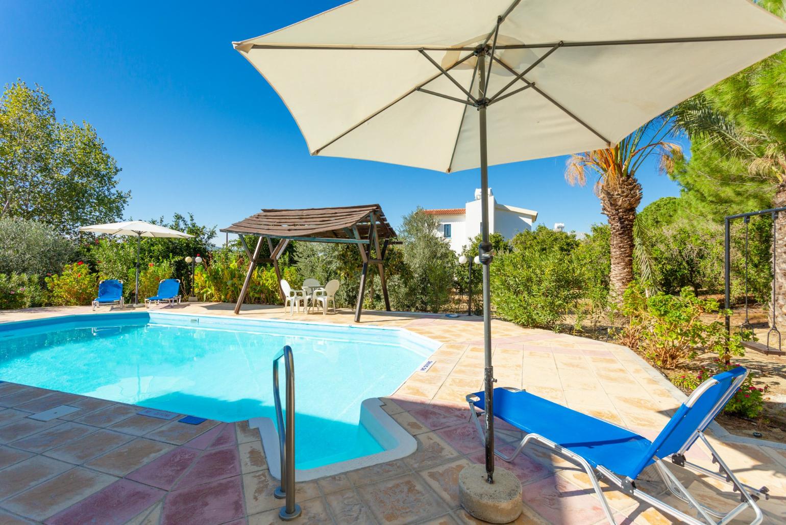 Private pool and terrace