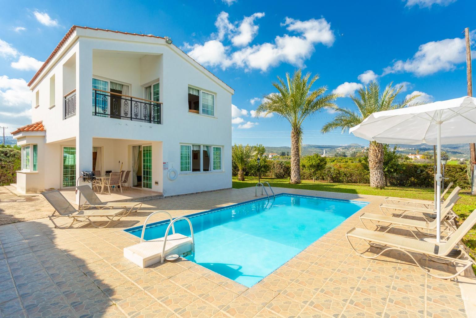 Beautiful villa with private pool and terrace 