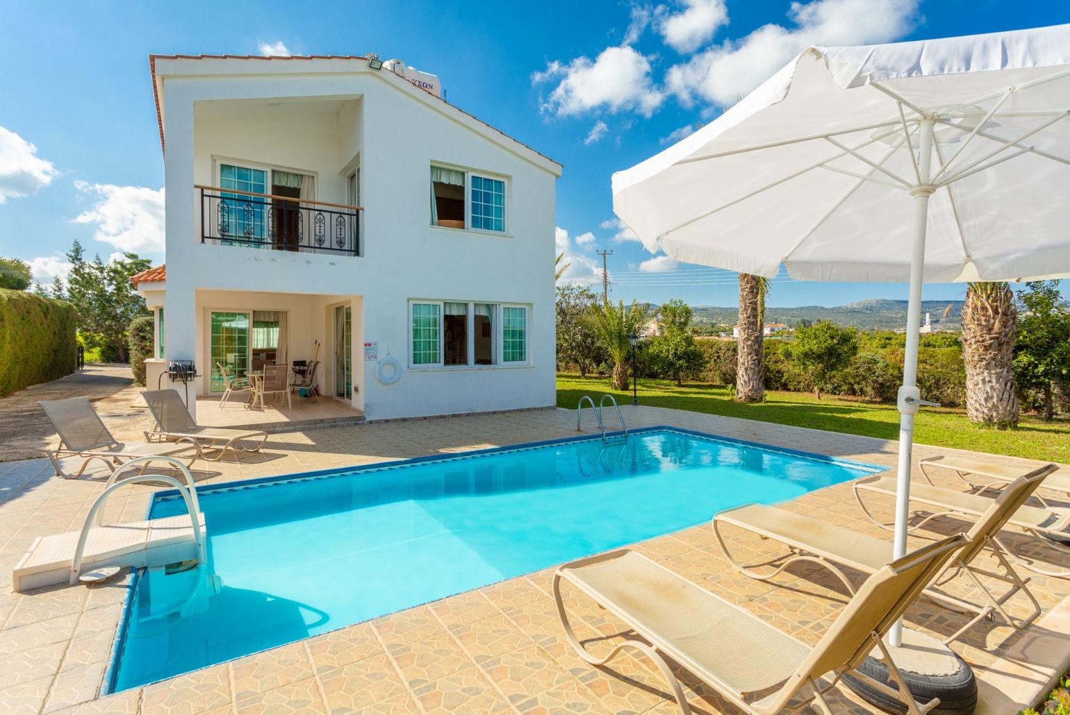 Beautiful villa with private pool and terrace 