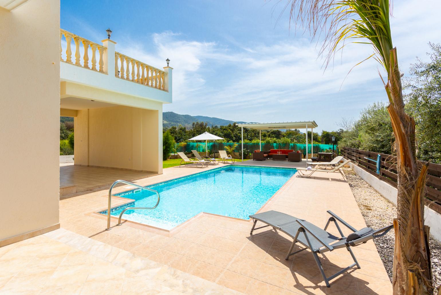 Private pool and terrace