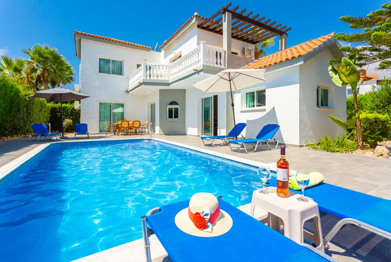 Beautiful villa with private pool and terrace