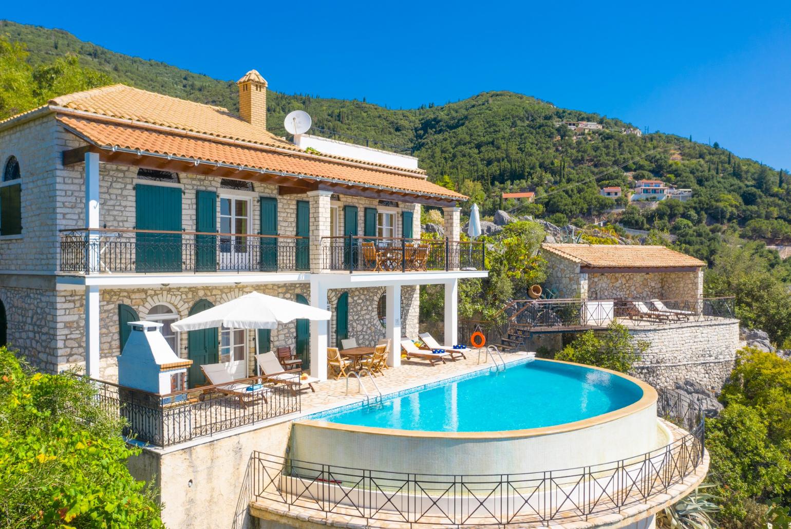 Aerial view of House on the Rocks
