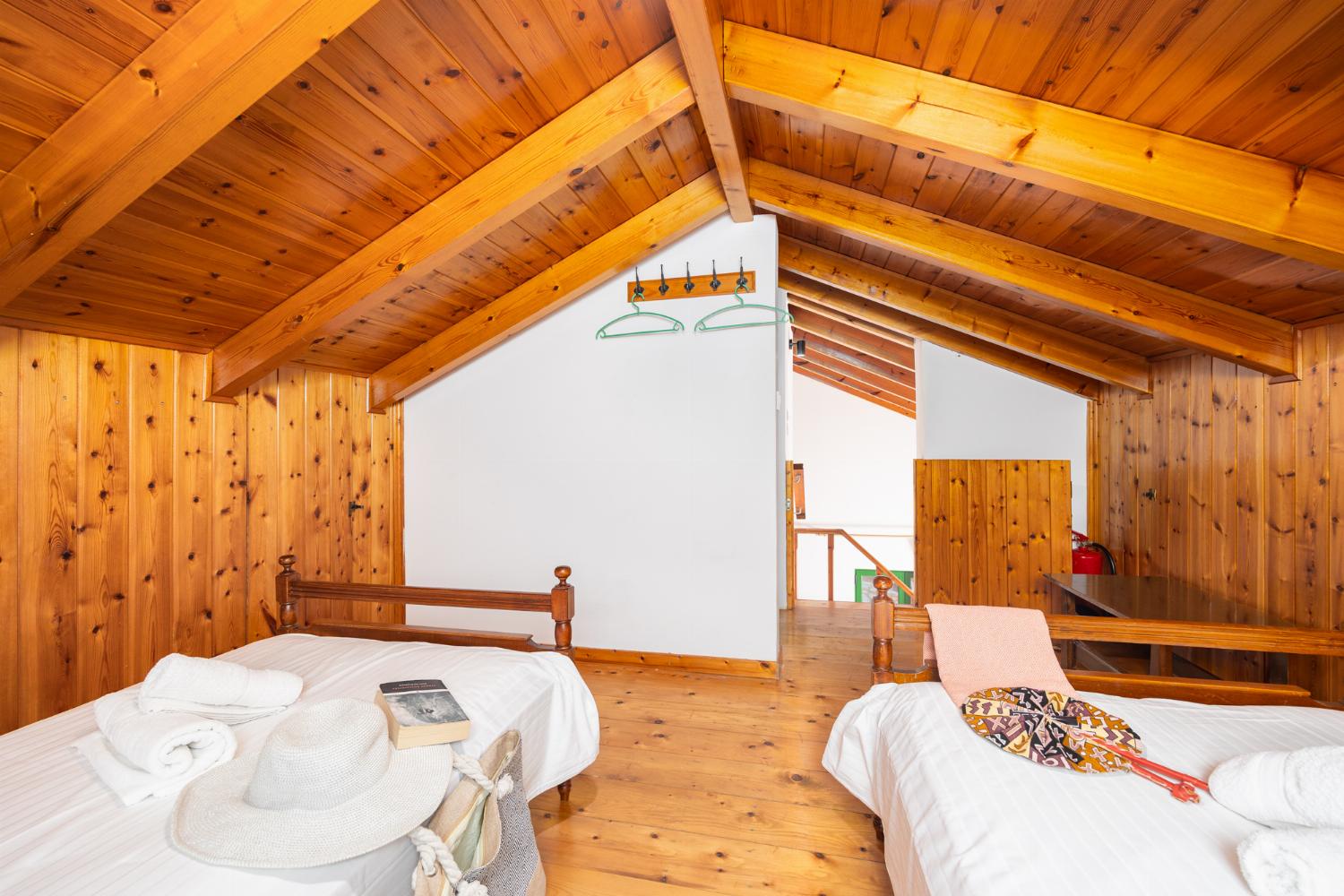 Twin bedroom with A/C and en suite W/C