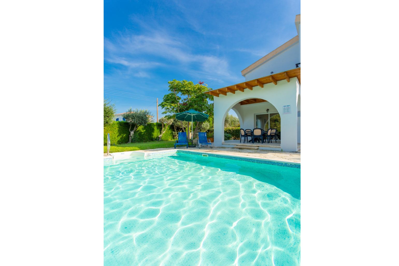 Private pool and terrace