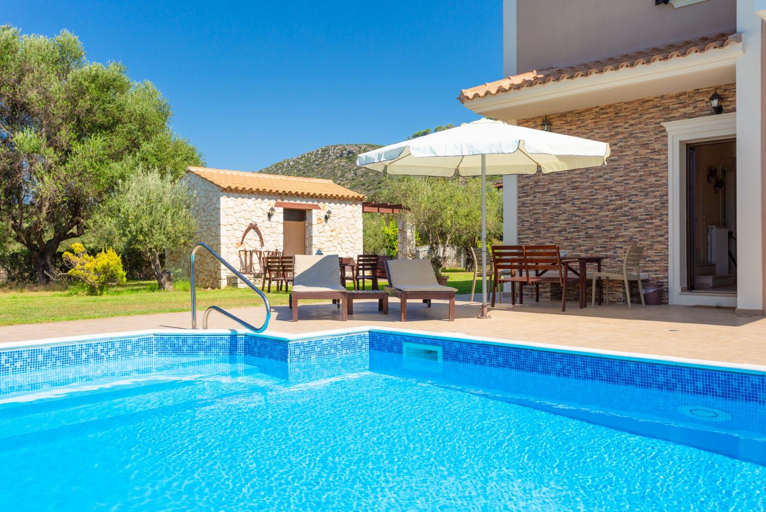 Private pool and terrace