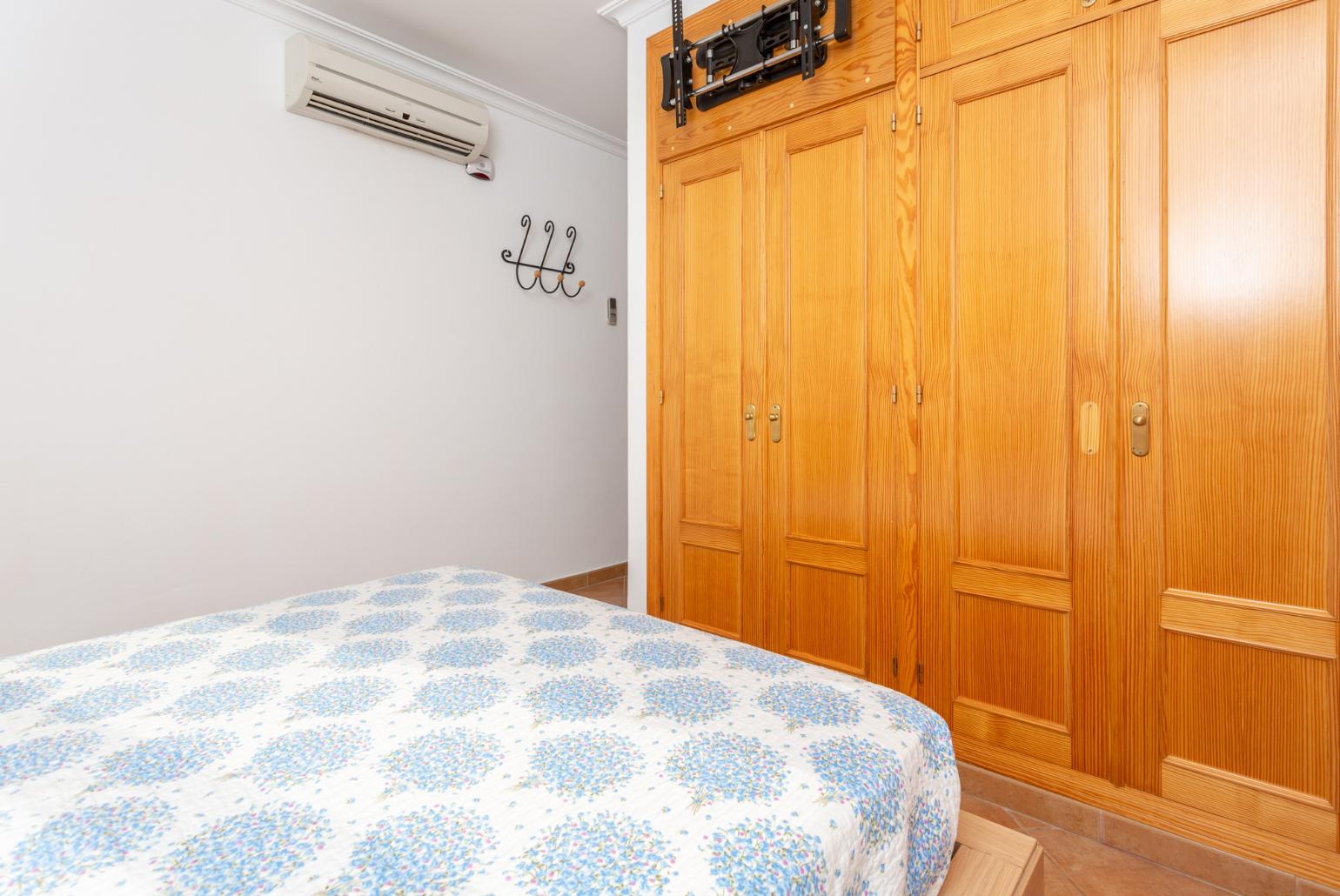 Double bedroom with en suite bathroom and A/C