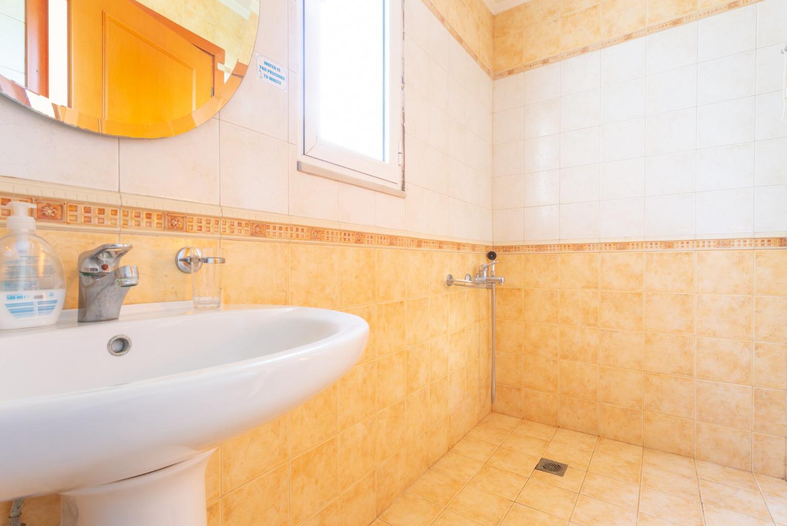 Family bathroom on first floor with shower