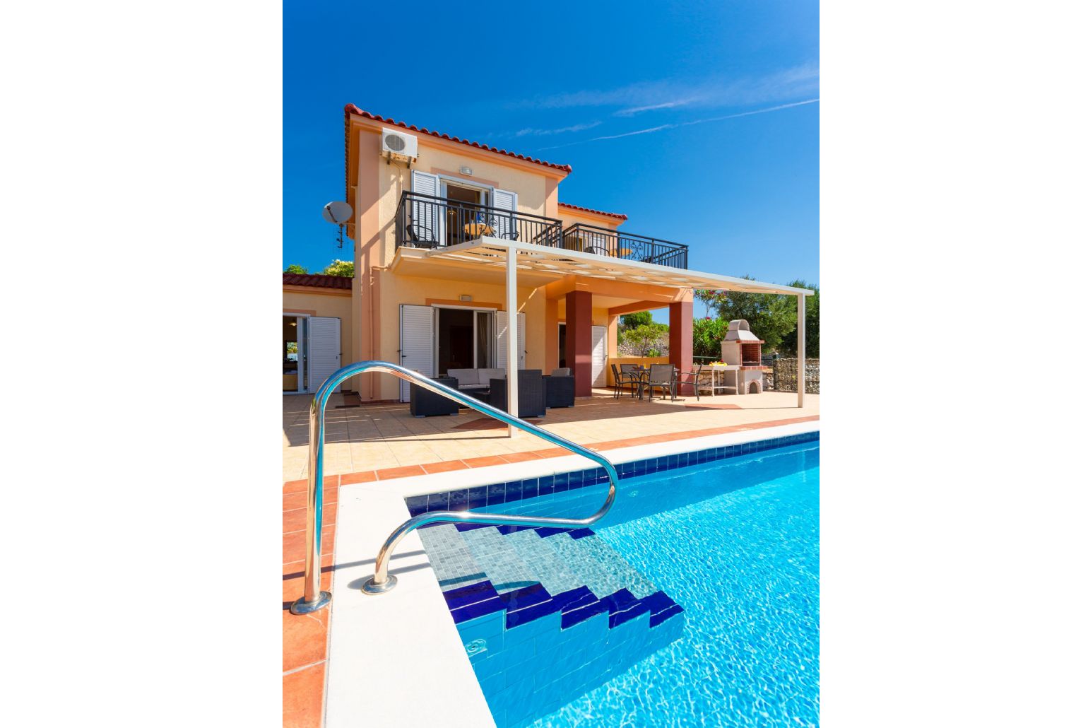 Private pool