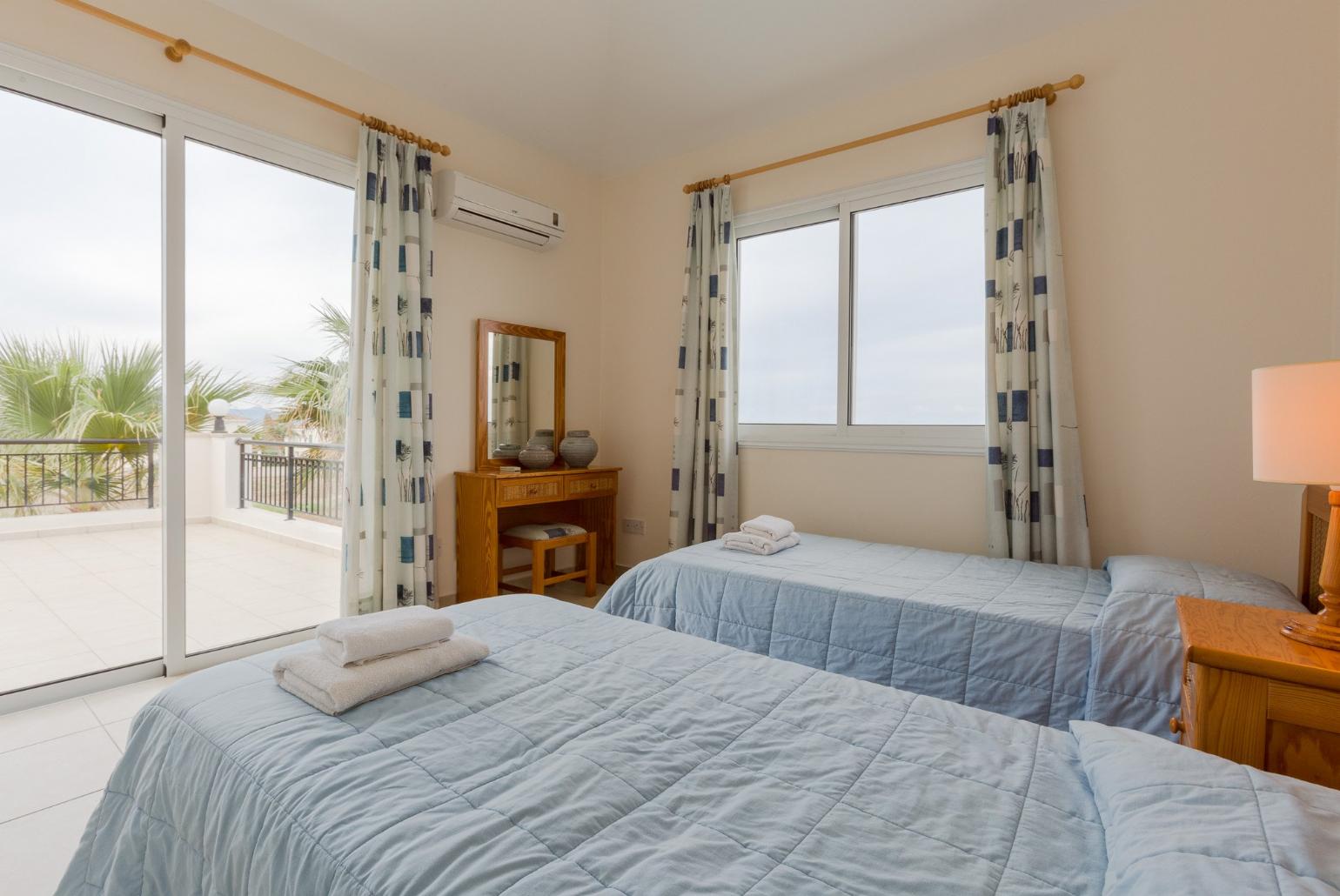 Twin bedroom with A/C and balcony