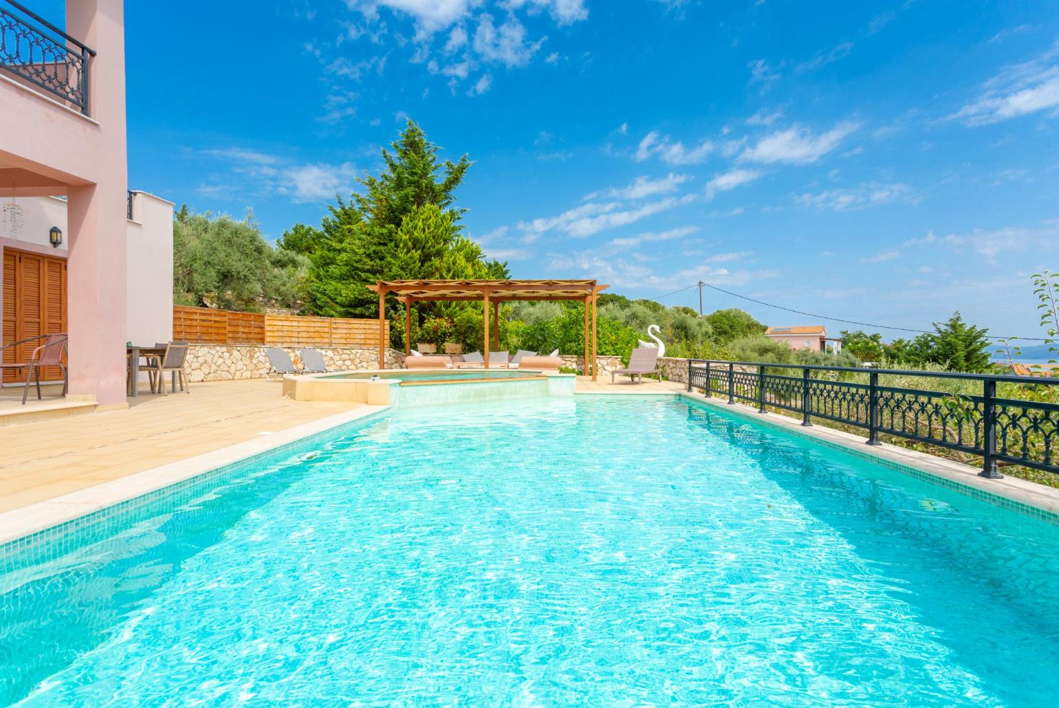 Private pool and terrace