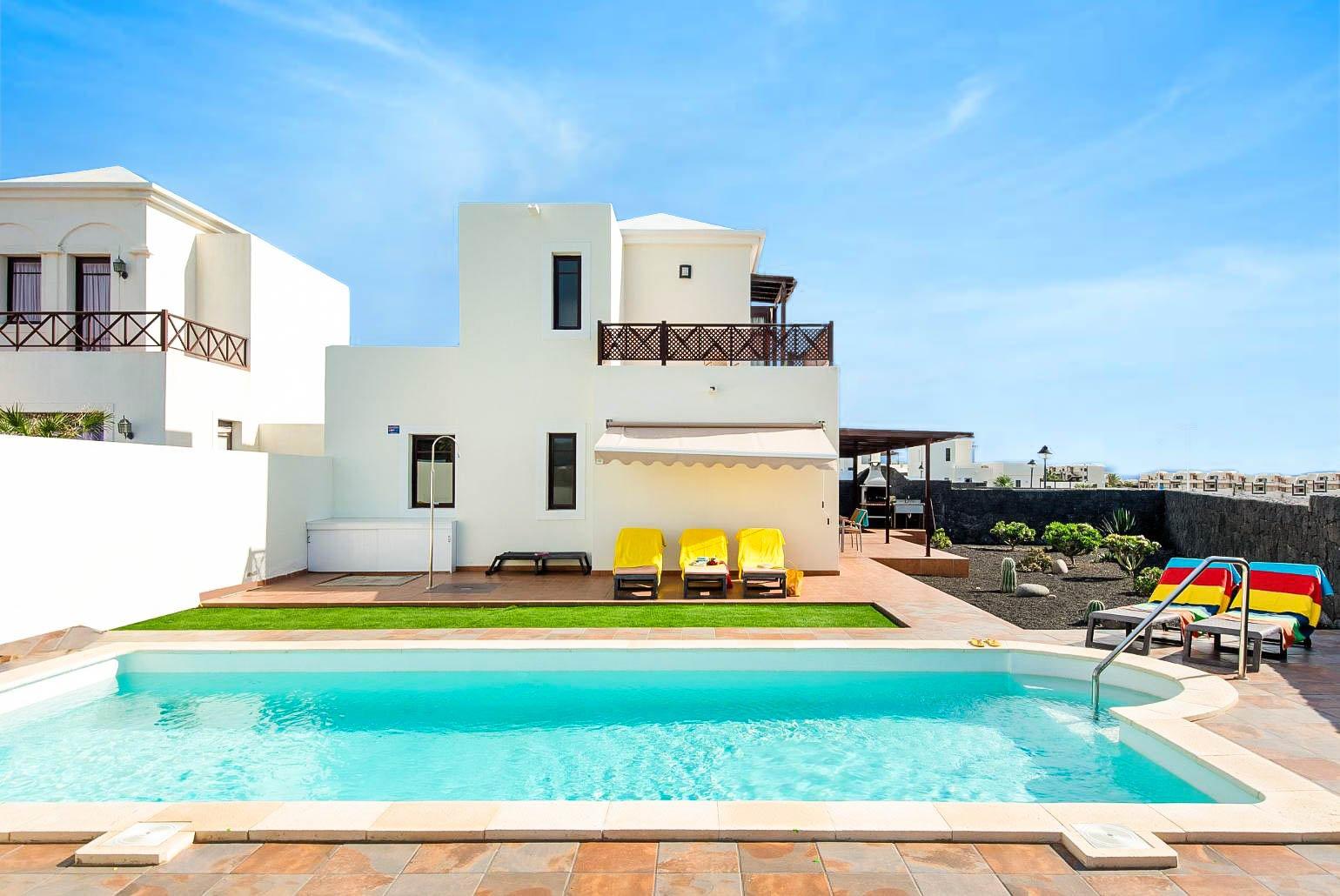 Beautiful villa with private pool and terrace