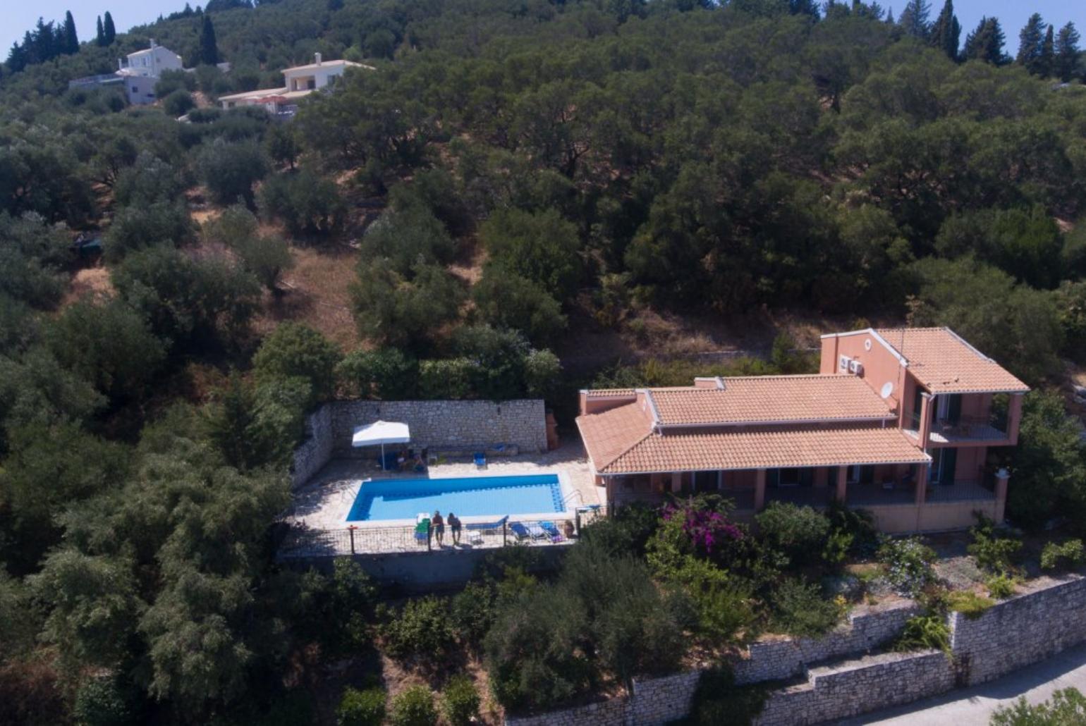 Front view of the villa facing towards the sea