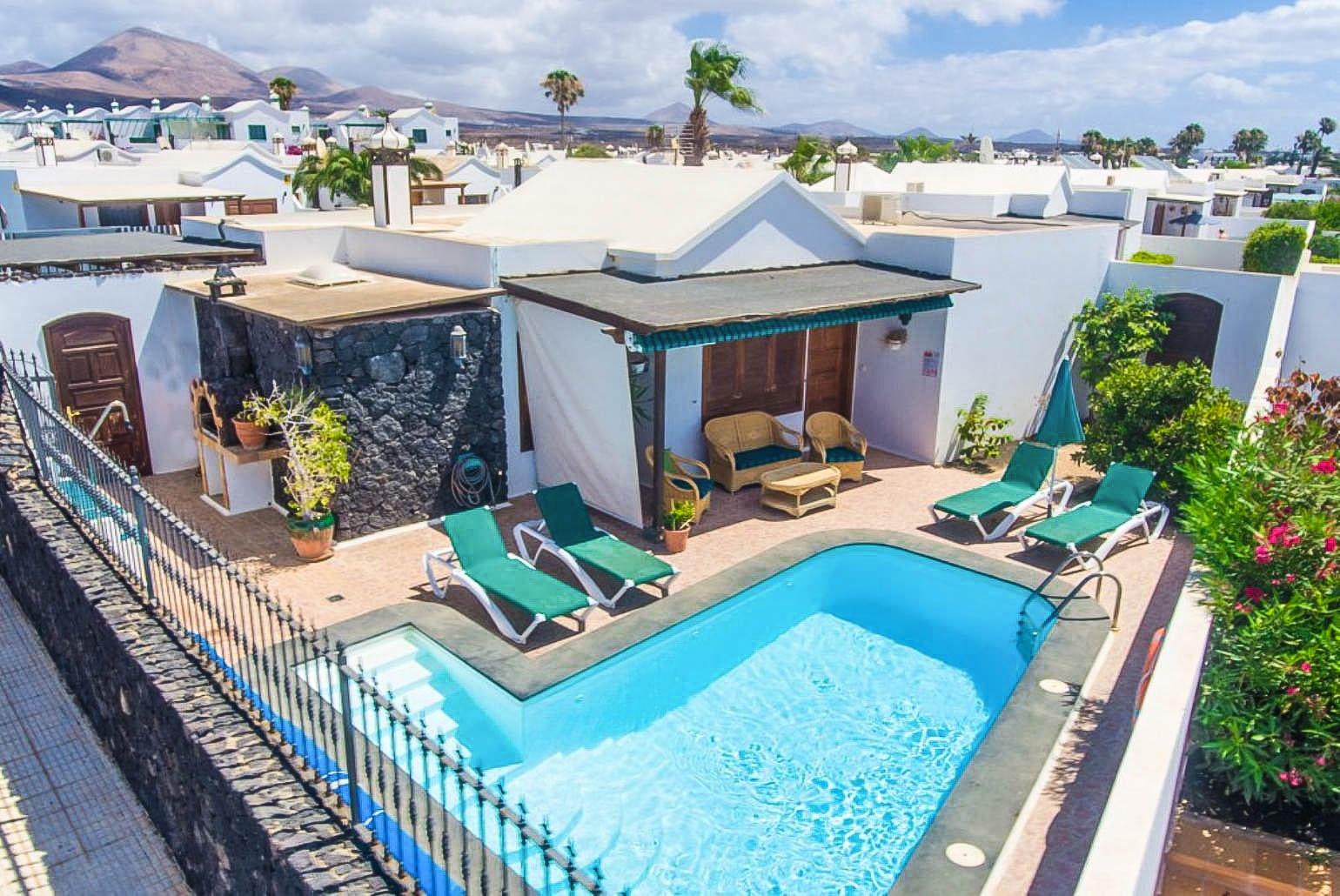 Beautiful Villa with Private Pool and Terrace