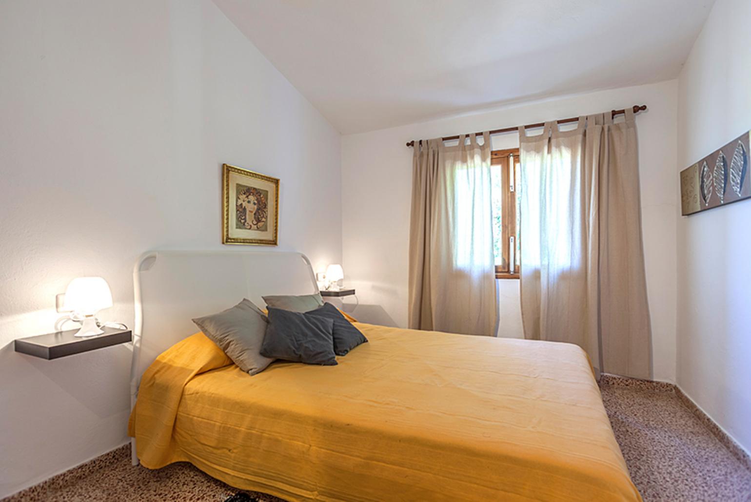 Double bedroom with A/C