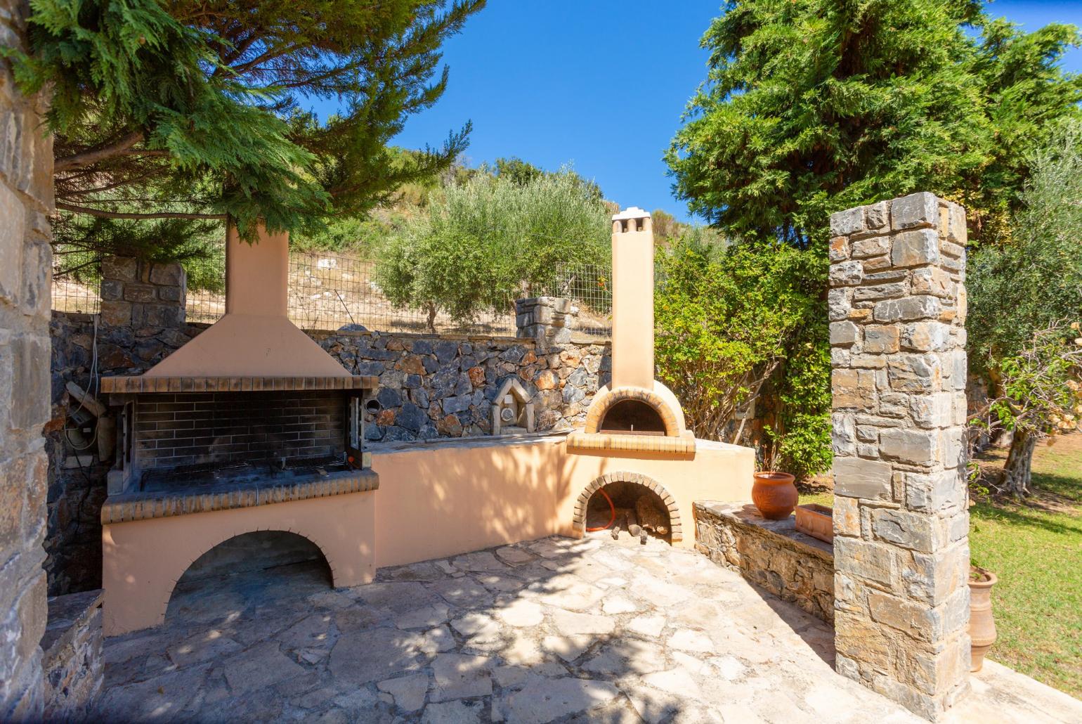 BBQ area with wood fired oven