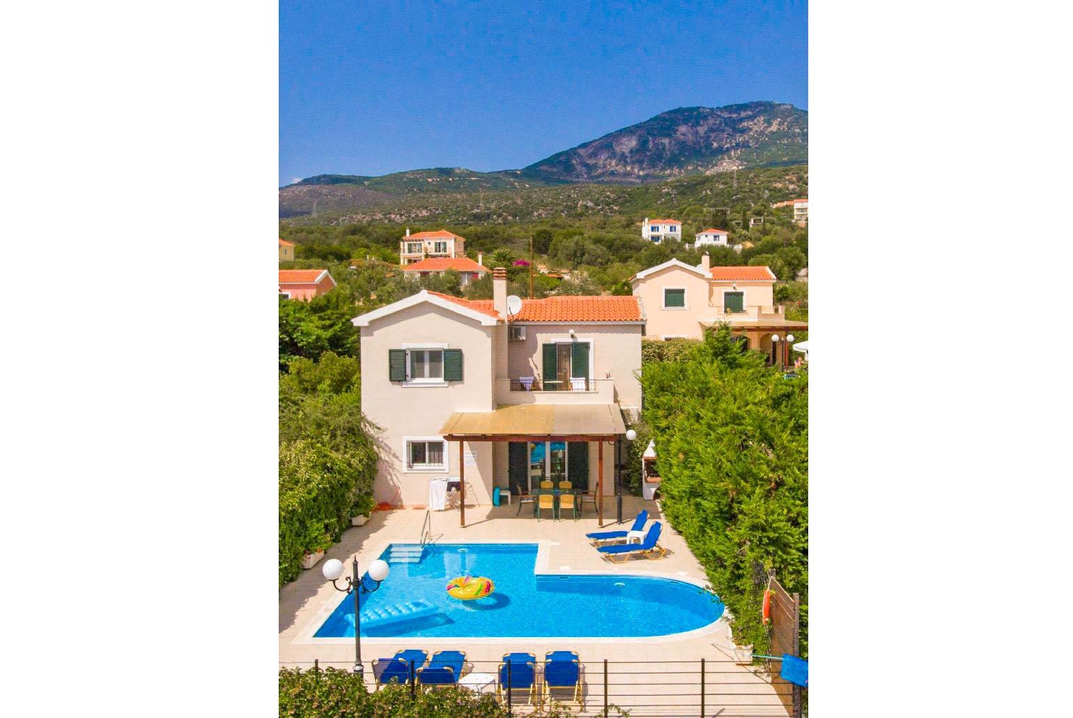 Beautiful villa with private pool and terrace