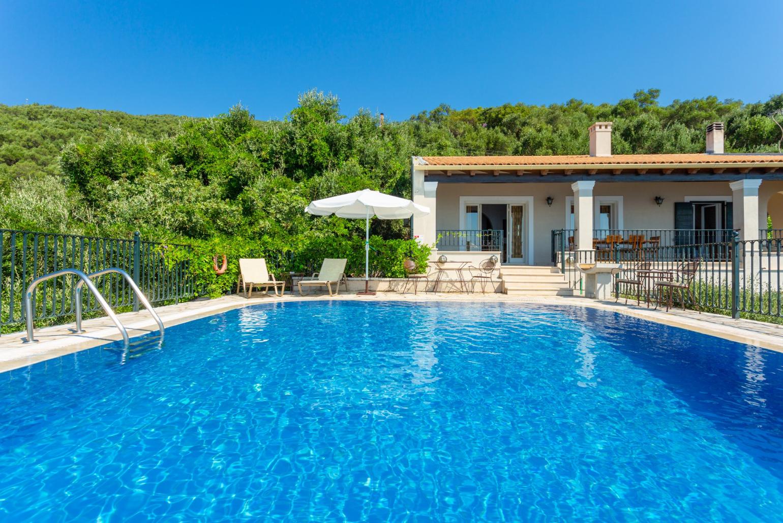 Beautiful villa with private pool and terrace 