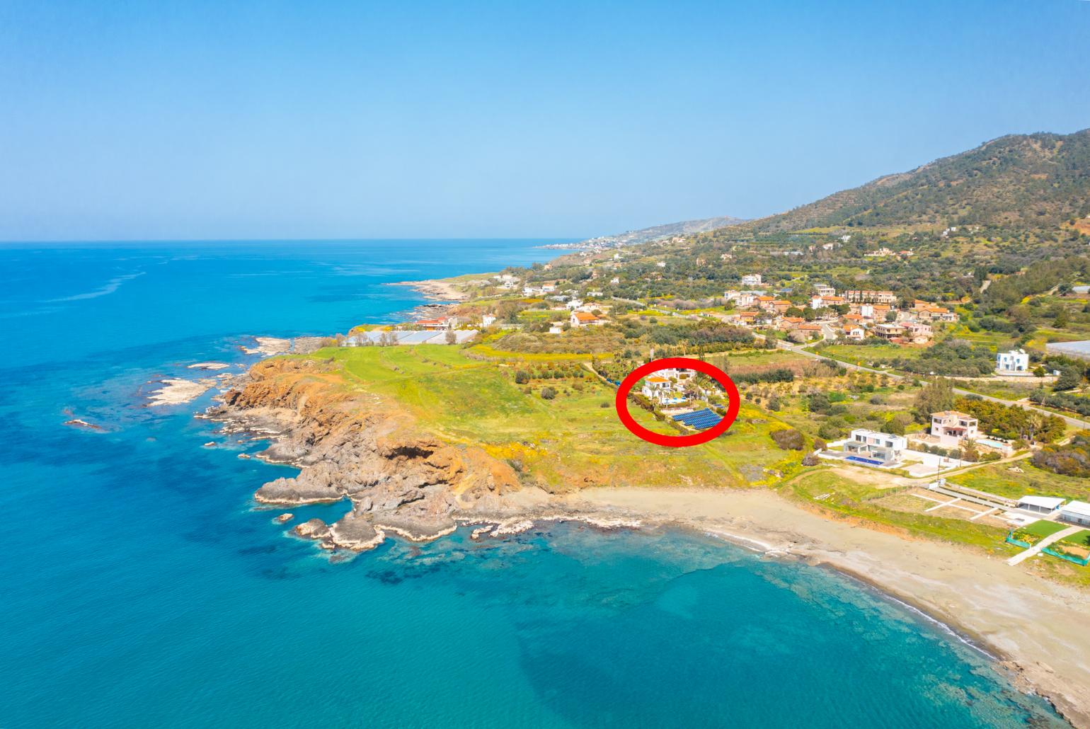 Aerial view showing location of Villa Pelagos